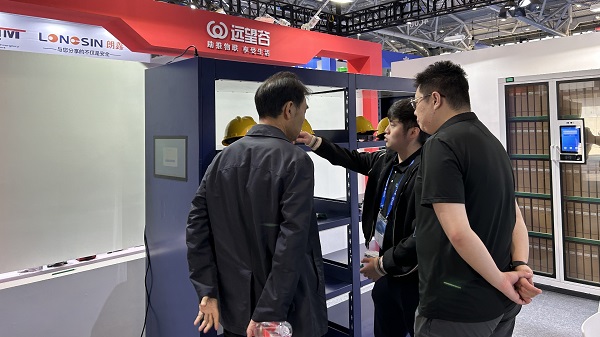 1700468325940591.jpg 1700468325940591.jpg