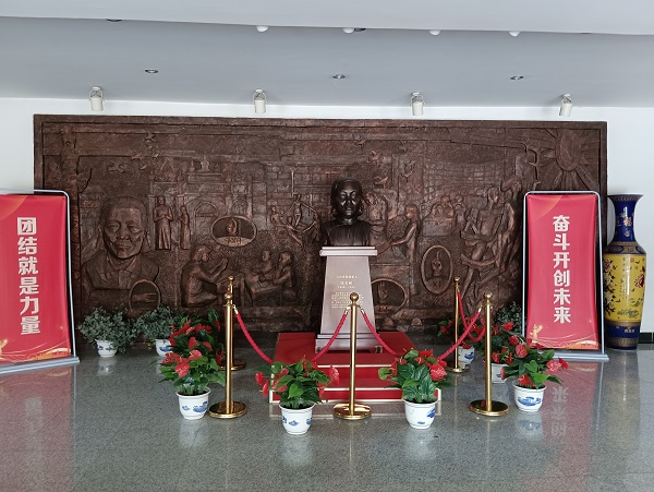 1702628234611931.jpg 1702628234611931.jpg